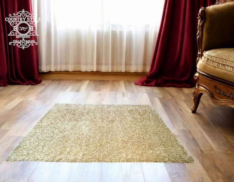 Champagne Shaggy Rug
