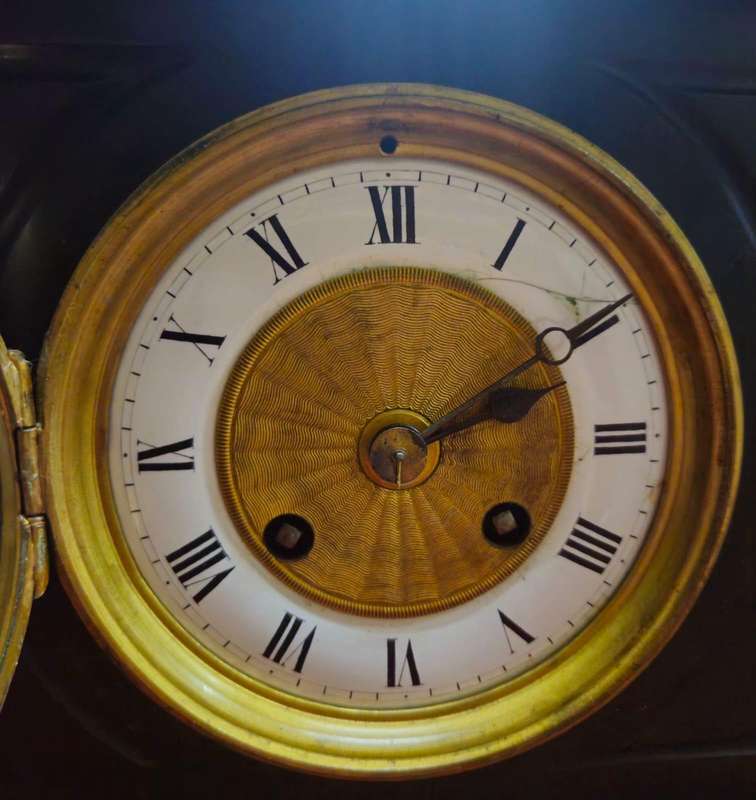 19th-century French slate stone mantel clock