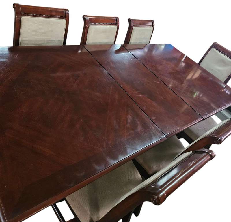 8-seater extendable dining room table