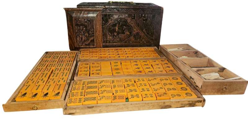 Antique 1920's Mahjong Set