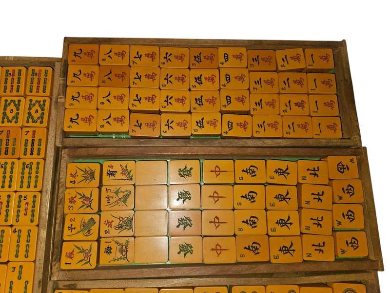 Antique 1920's Mahjong Set