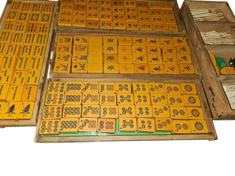 Antique 1920's Mahjong Set