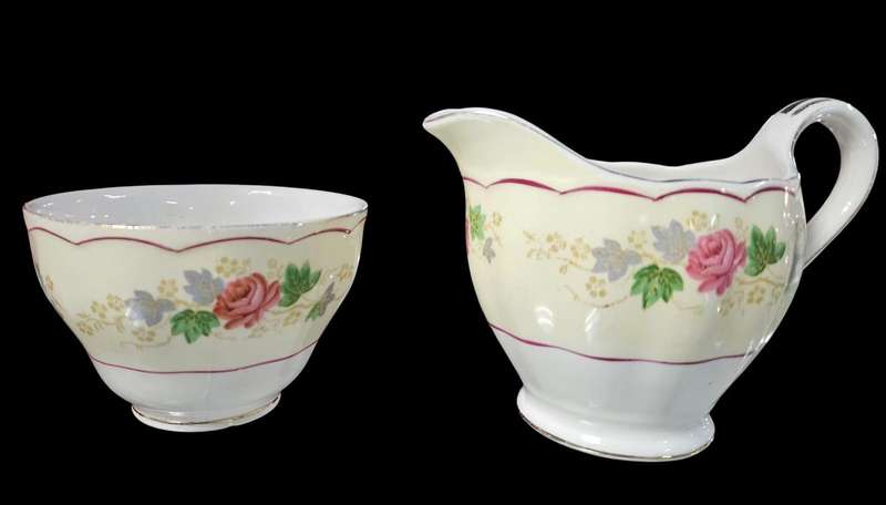 Grindley Cream Petal Milk Creamer & Sugar Bowl