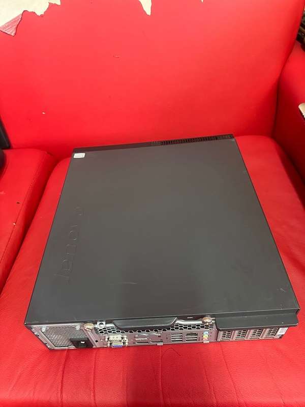 Lenovo ThinkCentre M70e SFF Pentium Duo Core 3.20GHz 2GB RAM 160GB Harddrive. Five available