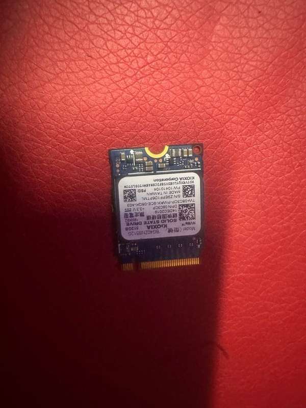 KIOXIA Internal SSD, 512GB PCIe Gen 3 x 4 NVMe Solid State Drive, M.2 2230, Model KBG40ZNS512G