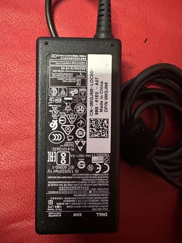 Original Dell 65W Laptop AC Adapter Charger 20V 3.25A