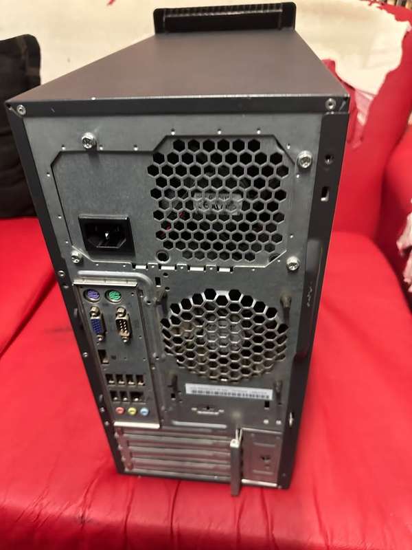 Lenovo ThinkCentre M58 Intel® Core2 Duo E8500 @3.17GHz 2 GB DDR3 250 GB HDD Windows 10 +Speaker
