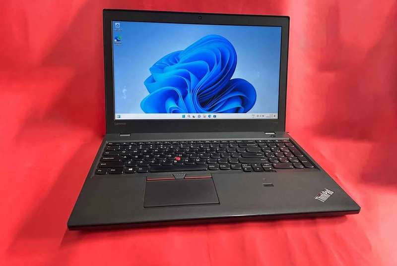 Lenovo ThinkPad T560 2.4GHz i56300u 6th Gen 15.6zoll full HD 1920 x 1080 Laptop(3+ Hours Battery)