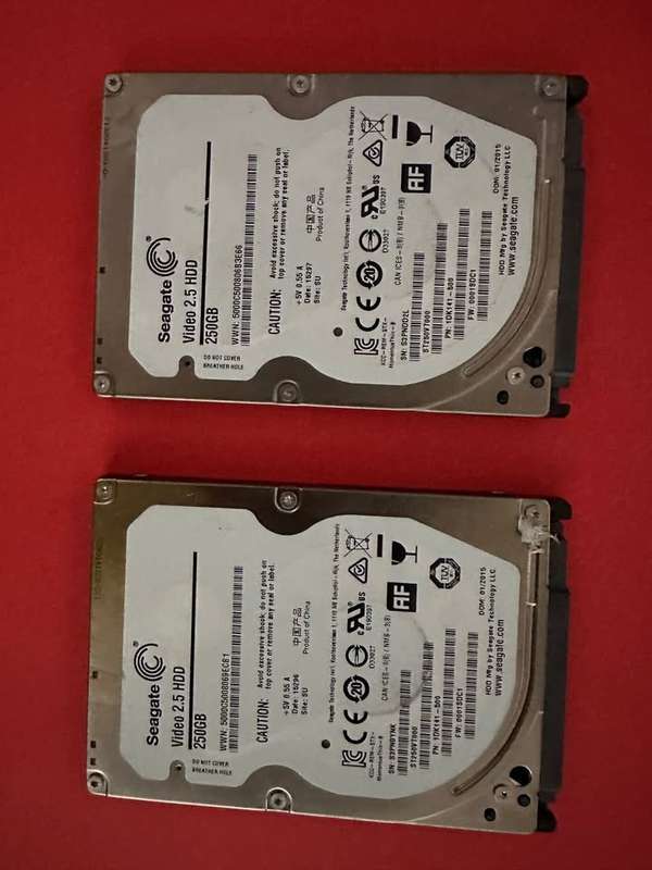 Seagate Momentus Thin ST250LT003 250GB 5.4K 16MB SATA II 2.5''