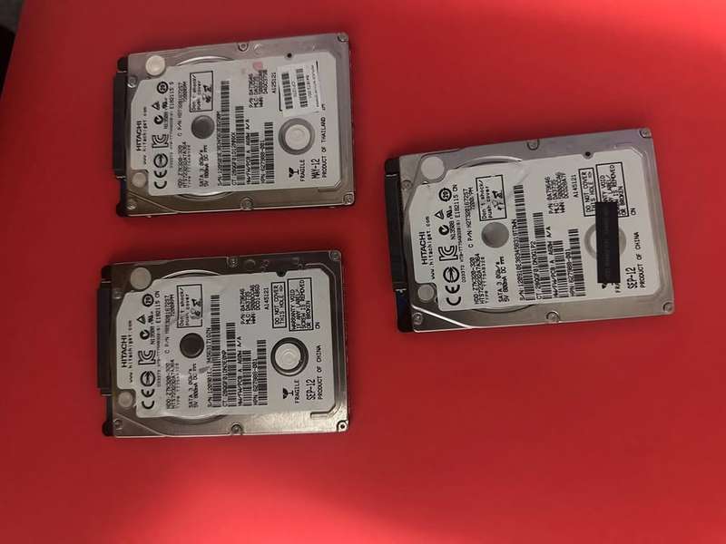 Hitachi Travelstar 320GB 7200 RPM 16MB Cache SATA 3.0Gb/s 2.5" Internal HDD