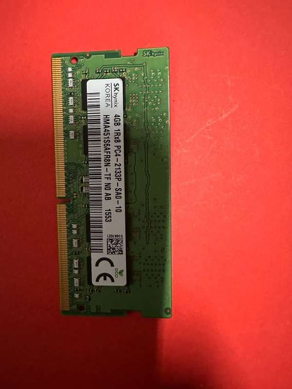 SK Hynix 4GB 1Rx8 PC4-17000 DDR4-2133 1.2volt CL15 260 Pin Sodimm Memory