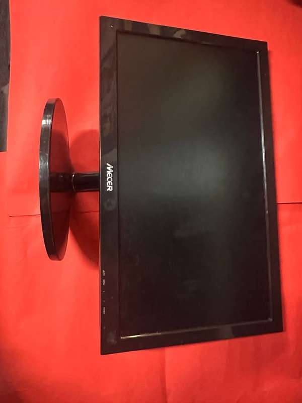 Mecer 19.5" 16 x 9 TFT LED Wide Monitor, 1600 x 900 W/DVI & Built-in Speakers, HDMI and VGA input