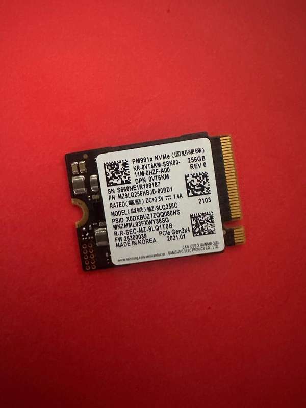 Samsung PM991 Series 256GB PCI Express 3.0 x4 NVMe M.2 2230 OEM Internal SSD