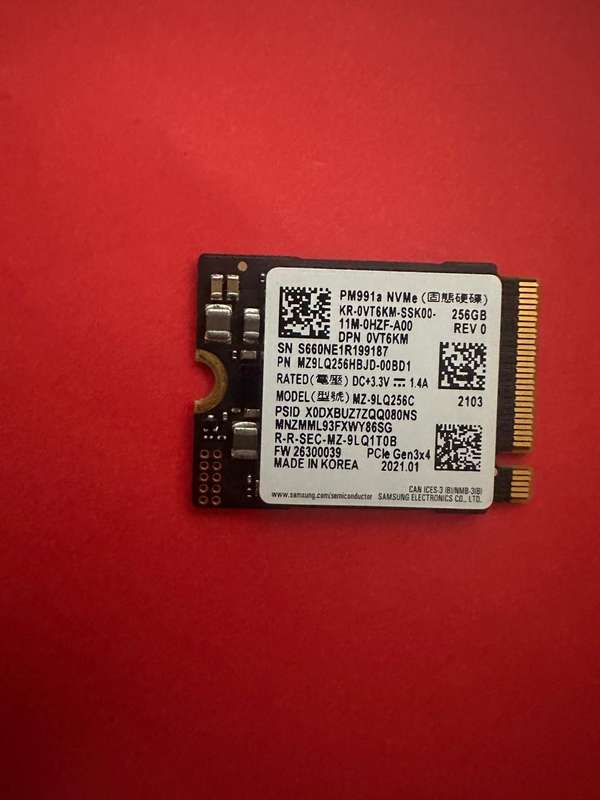 Samsung PM991 Series 256GB PCI Express 3.0 x4 NVMe M.2 2230 OEM Internal SSD