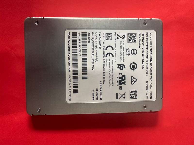 Toshiba 256GB 2.5" 9mm SSD  100% Health