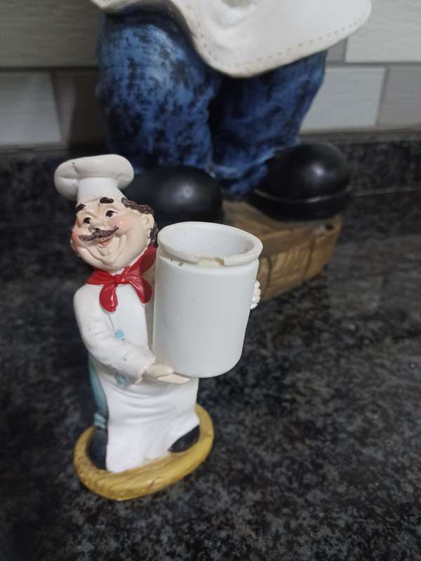 6 RETRO ITALIAN CHEF FIGURINES RESIN