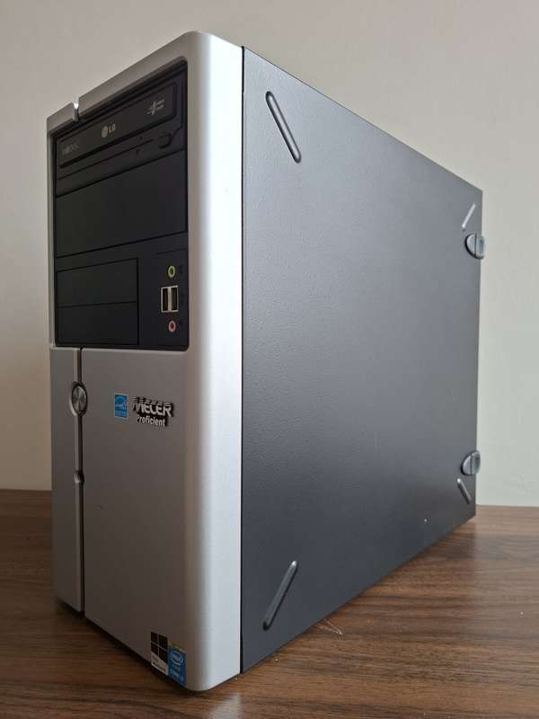 **Refurbished Desktop**  - Intel i3 4th gen, 128GB SSD, 500GB HDD, 8GB RAM, etc