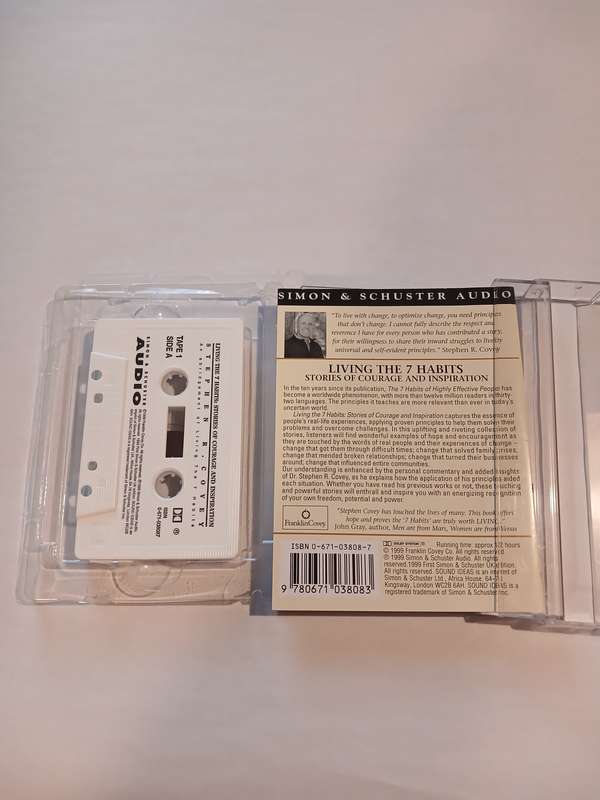 Living the 7 Habits, Stories of Courage and Inspiration by Stephen R. Covey, 1 x Audio Cassette
