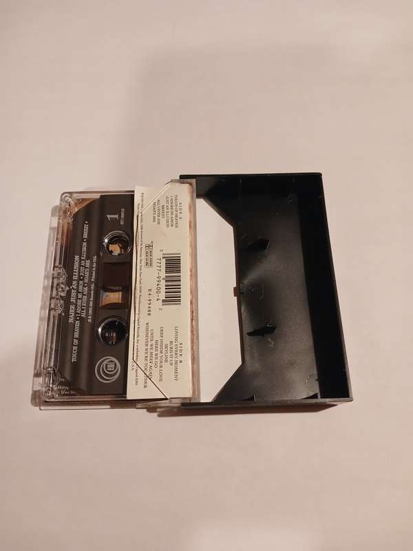 Najee, Just an Illusion Cassette, US