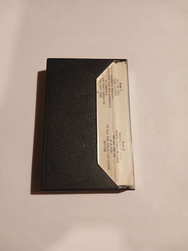 Julio Iglesias, 1100 Bel Air Place Cassette