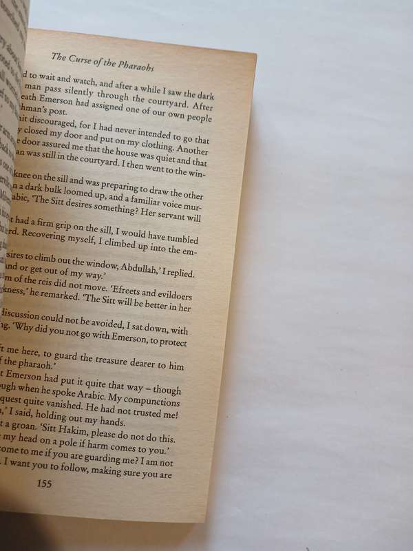 Elizabeth Peters, The Curse of the Pharaohs