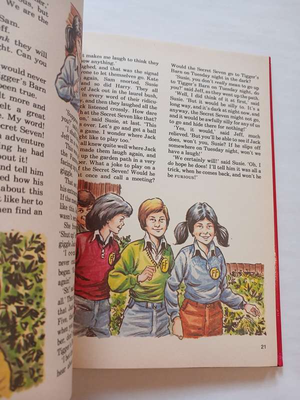 Enid Blyton's Secret Seven Annual, 1983, Secret Seven on the Trail