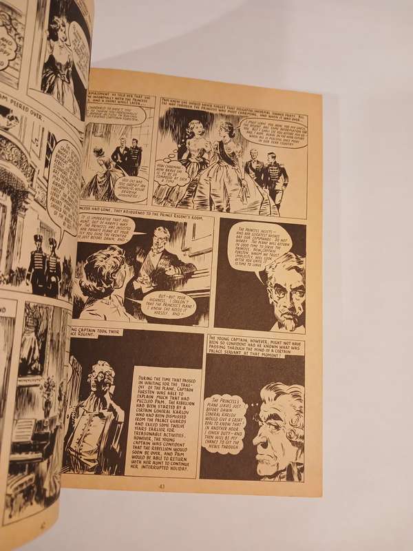Girls' Crystal Annual 1969, Fleetway Publications