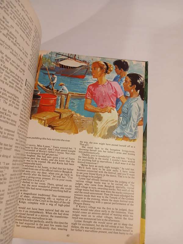 School Friend Annual 1971, IPC Magazine