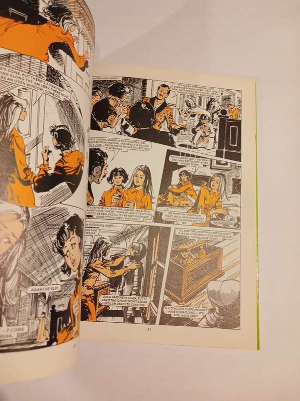 Bunty for Girls 1986, D.C. Thompson & Co