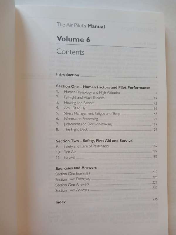 Air Pilot's Manual, Volume 5, Radio Navigation & Instrument Flying