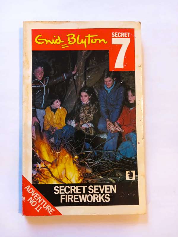 Secret Seven Fireworks by Enid Blyton