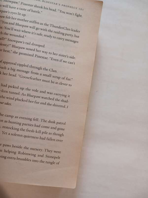 Warriors, Bluestar's Prophecy, Super Edition by Erin Hunter