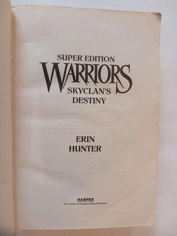 Warriors, Skyclan's Destiny, Super Edition by Erin Hunter