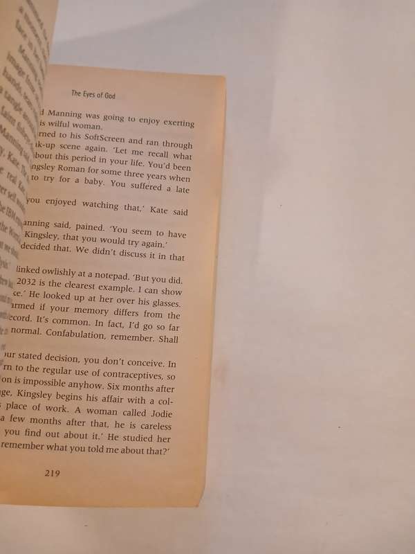 The Light of Other Days by Arthur C. Clarke & Stephen Baxter