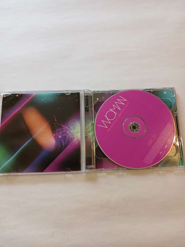 Woman, The Essential Collection 2010, 2 x CD