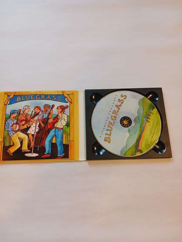 Bluegrass, Putumayo, CD
