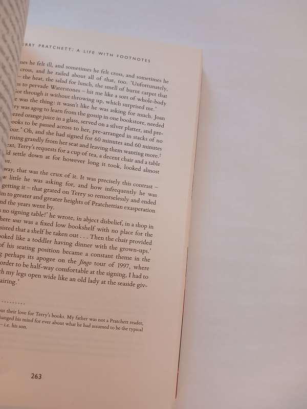Terry Pratchett, A Life with Footnotes by Rob Wilkins