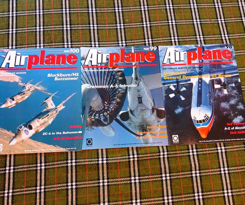 Airplane, The Complete Aviation Encyclopedia, 48 Magazines incl. Poster