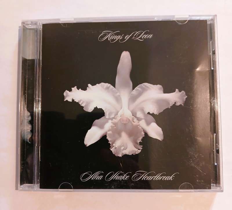Kings of Leon, Aha Shake Heartbreak CD
