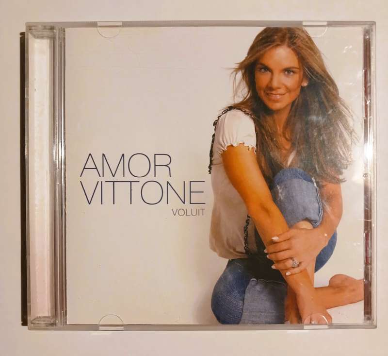 Amor Vittone, Voluit CD