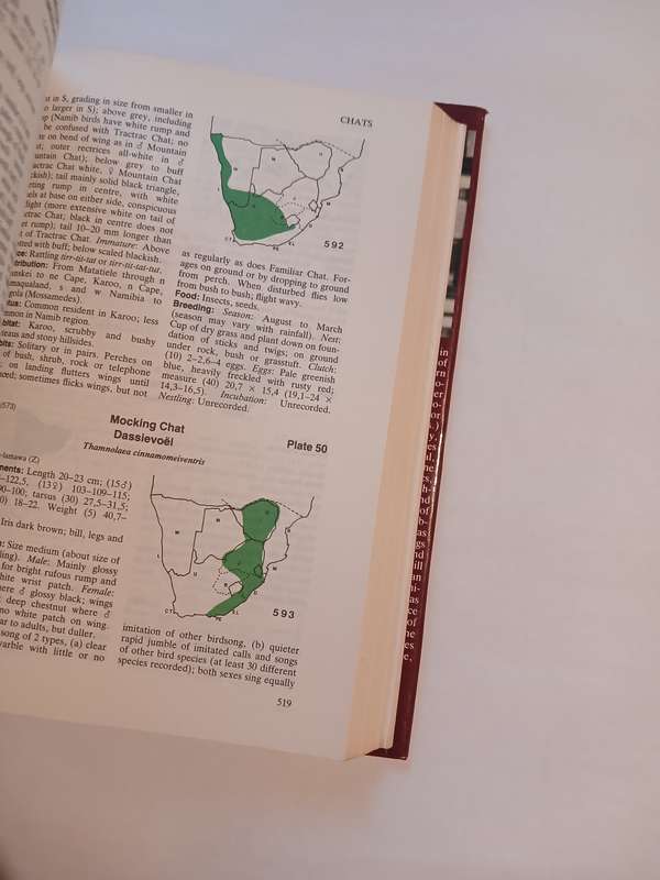 Roberts' Birds of Southern Africa by Gordon Lindsay Maclean