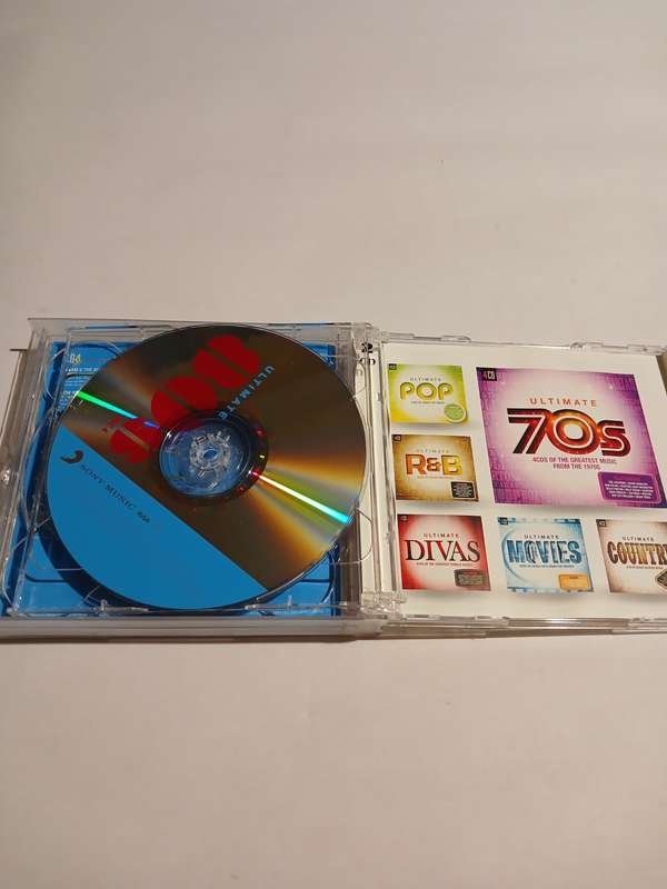 Ultimate 80's, 4 Cd's of the Greatest music CD