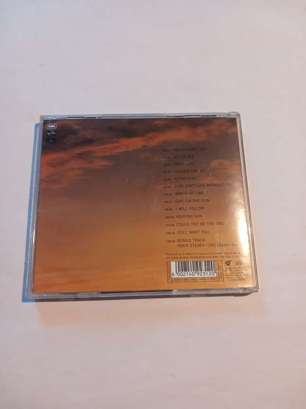 Victoria Silvstedt, Girl on the Run CD