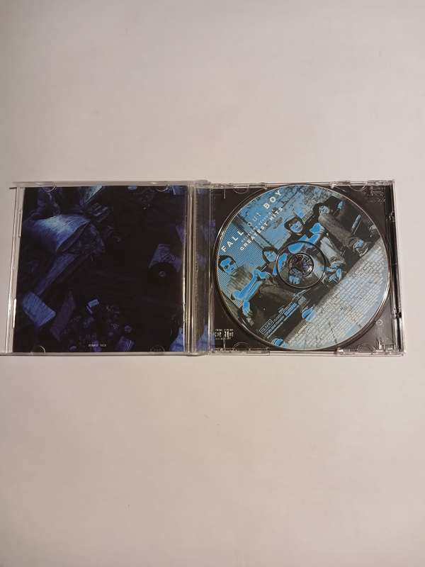 Fall Out Boy, Believers Never Die, Greatest Hits CD