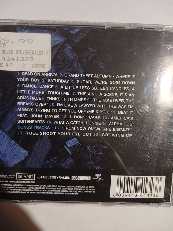 Fall Out Boy, Believers Never Die, Greatest Hits CD