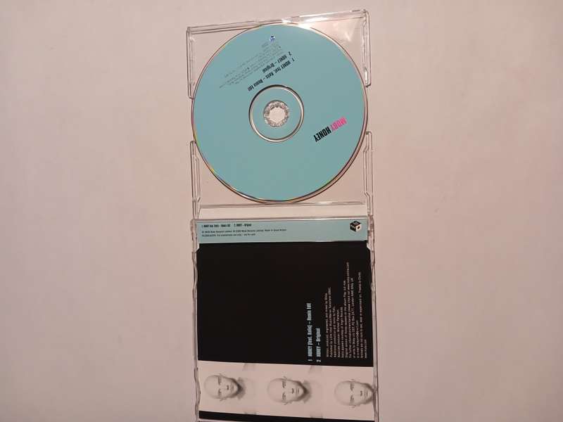 Moby, Honey featuring Kelis CD single, UK
