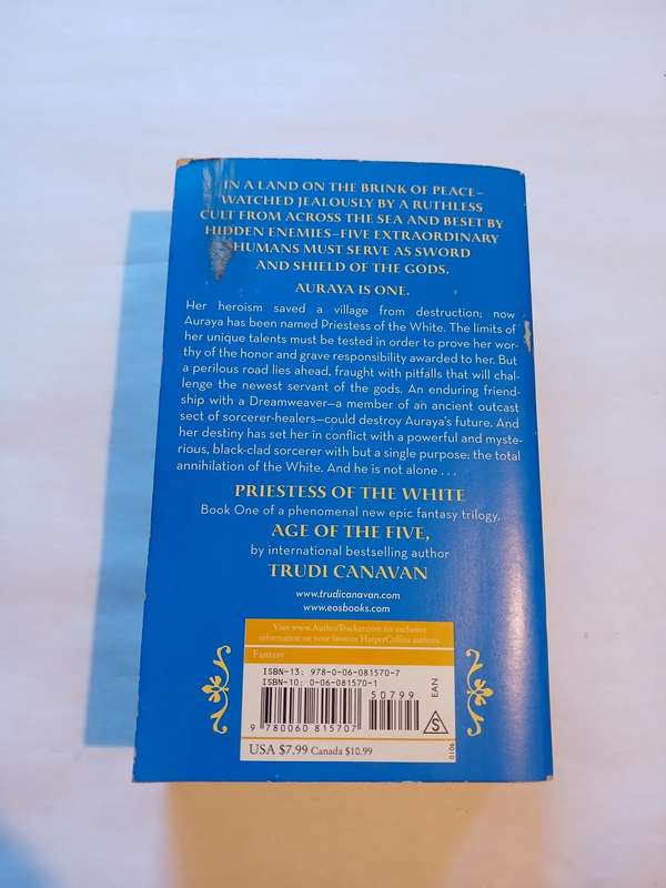 Priestess of the White, Age of the Five: Book One by Trudi Canavan
