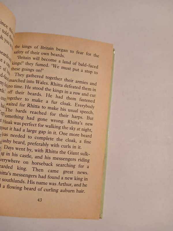 The Dragons of Snowdon and other Welsh Legends by John Emlyn Edwards, 1989 Hardcover, First Edition
