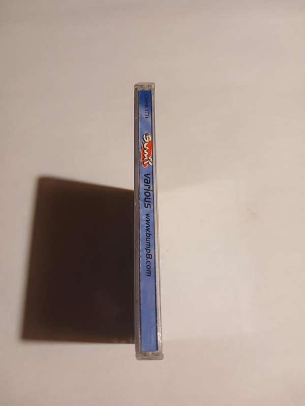 Bump 8, mixed by DJ Costa CD