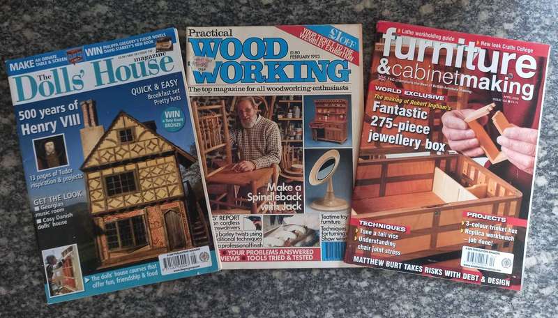 MAGAZINE AND BOOK BUNDLE
